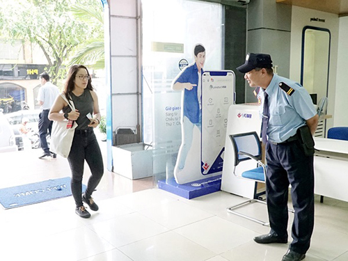 Dịch vụ bảo vệ ngân hàng-5