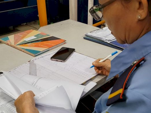 Sổ bàn giao ca trực bảo vệ: Hướng dẫn chi tiết và mẫu chuẩn nhất-2