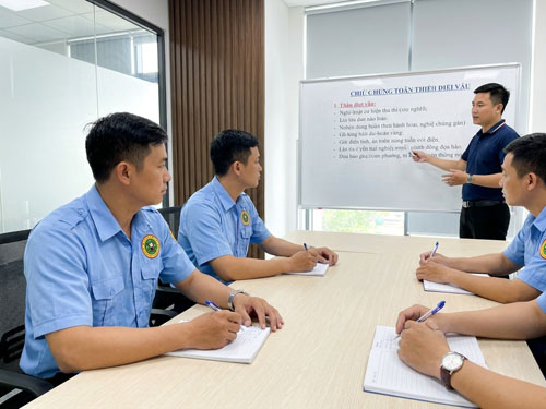Điều kiện cấp chứng chỉ nghiệp vụ bảo vệ