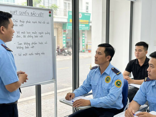 Đào tạo nghiệp vụ bảo vệ hiện nay gồm những gì? - 1