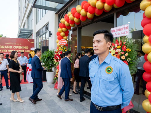Thuê bảo vệ lễ khai trương những thông tin cần chú ý - 3